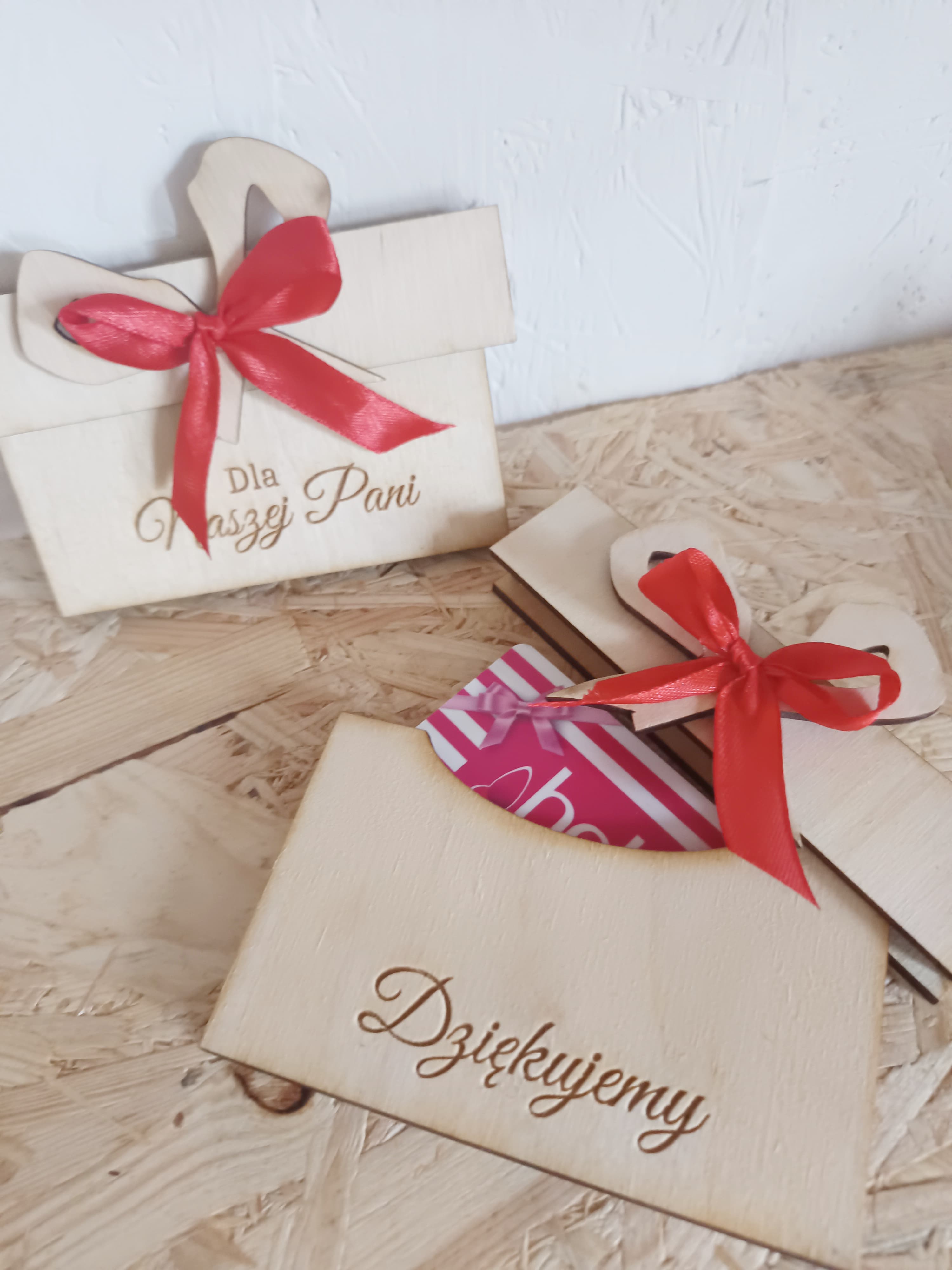 Pudełko na kartę podarunkową