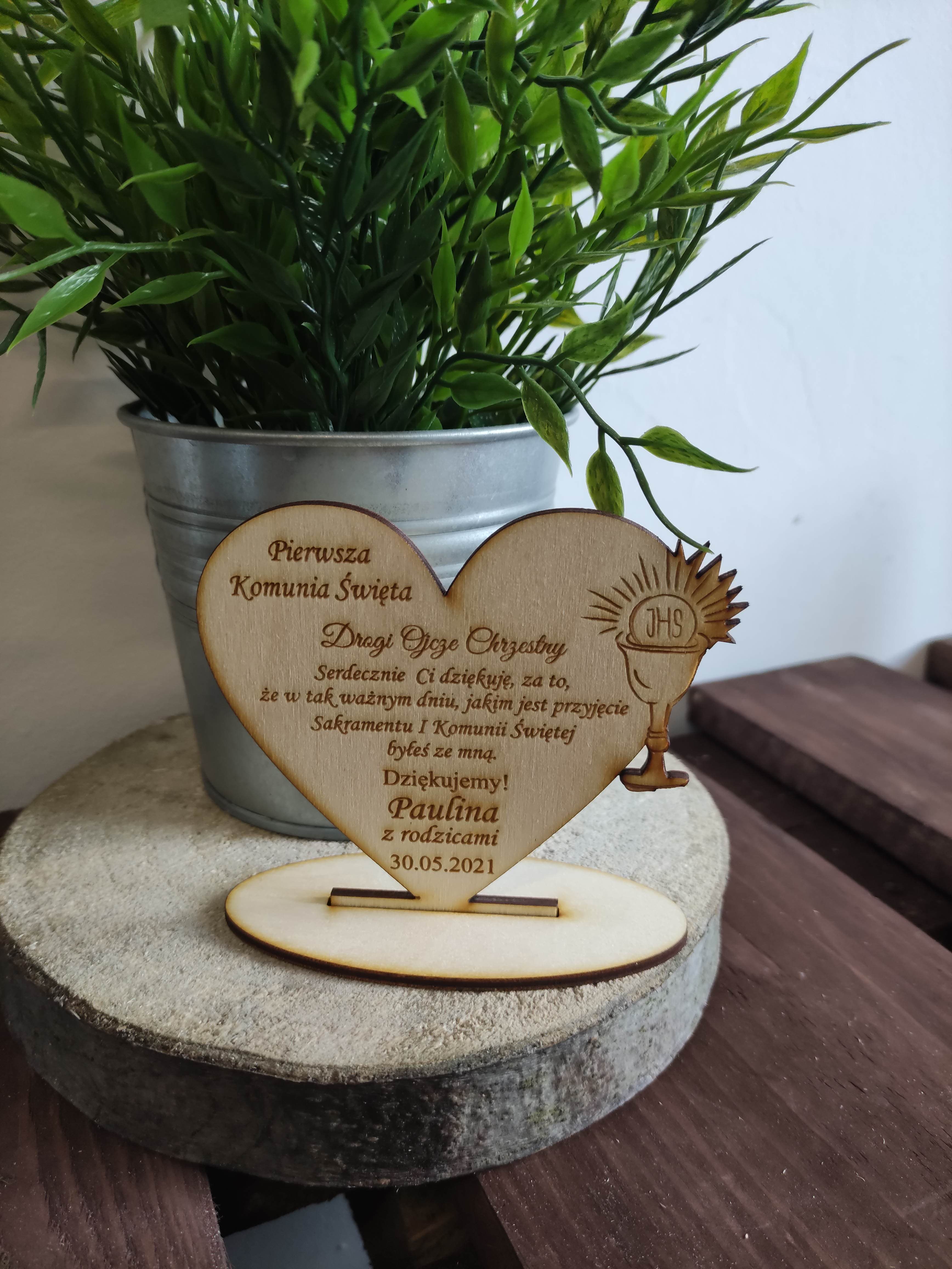 Stojące serce z hostią