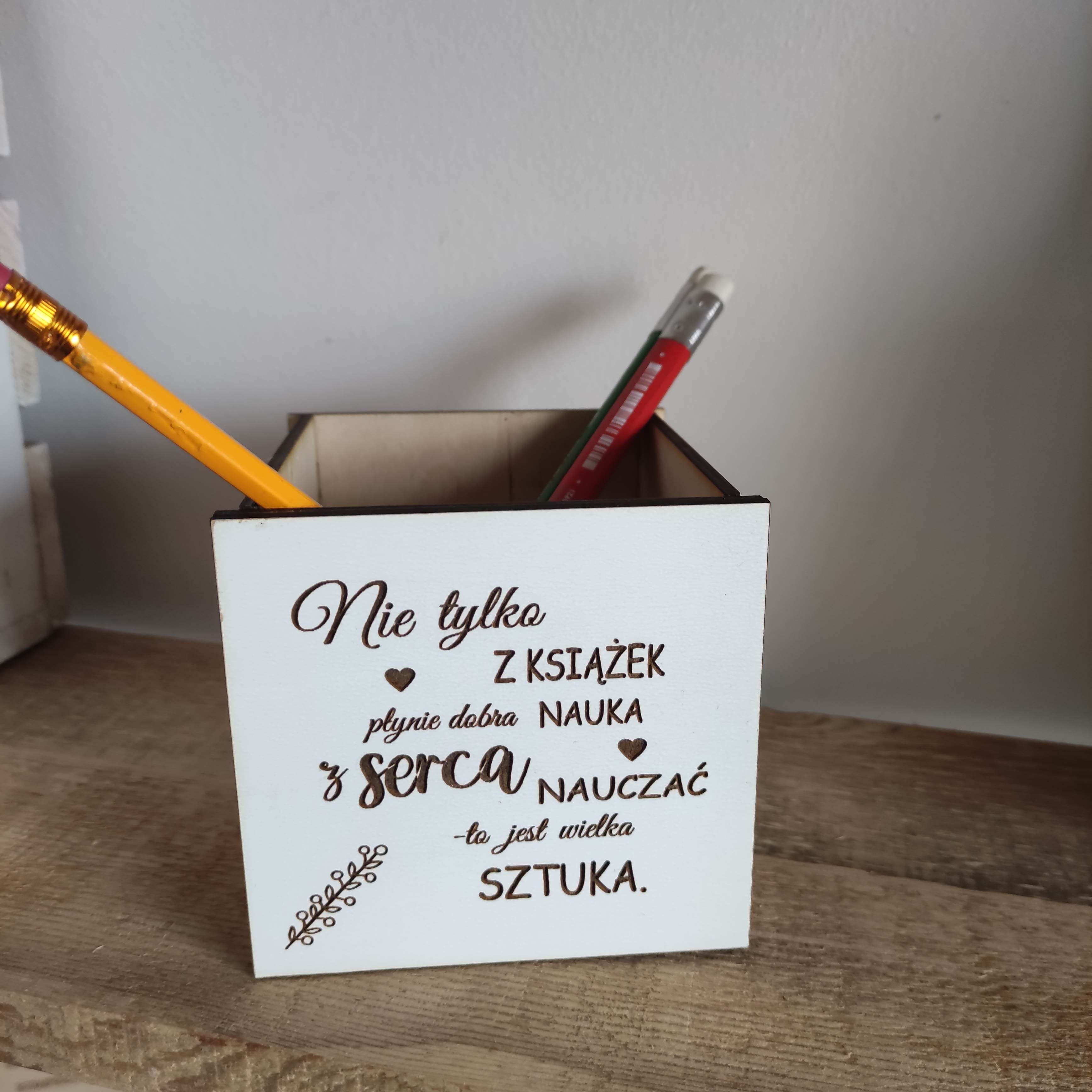 Organizer na długopisy