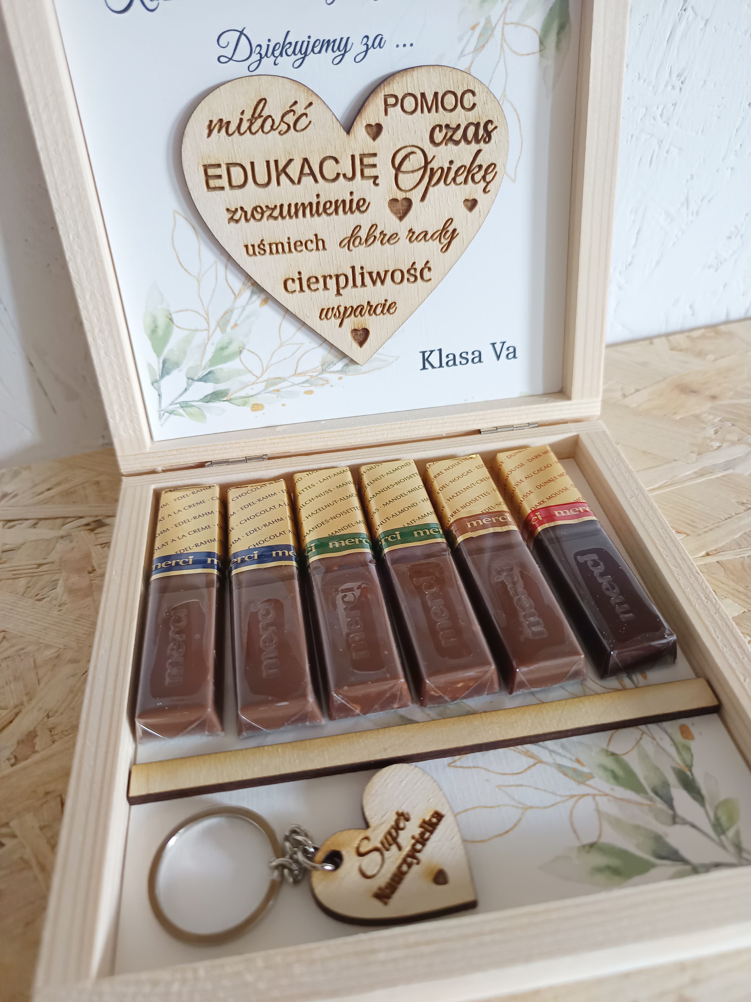 Pudełko-brelok serce