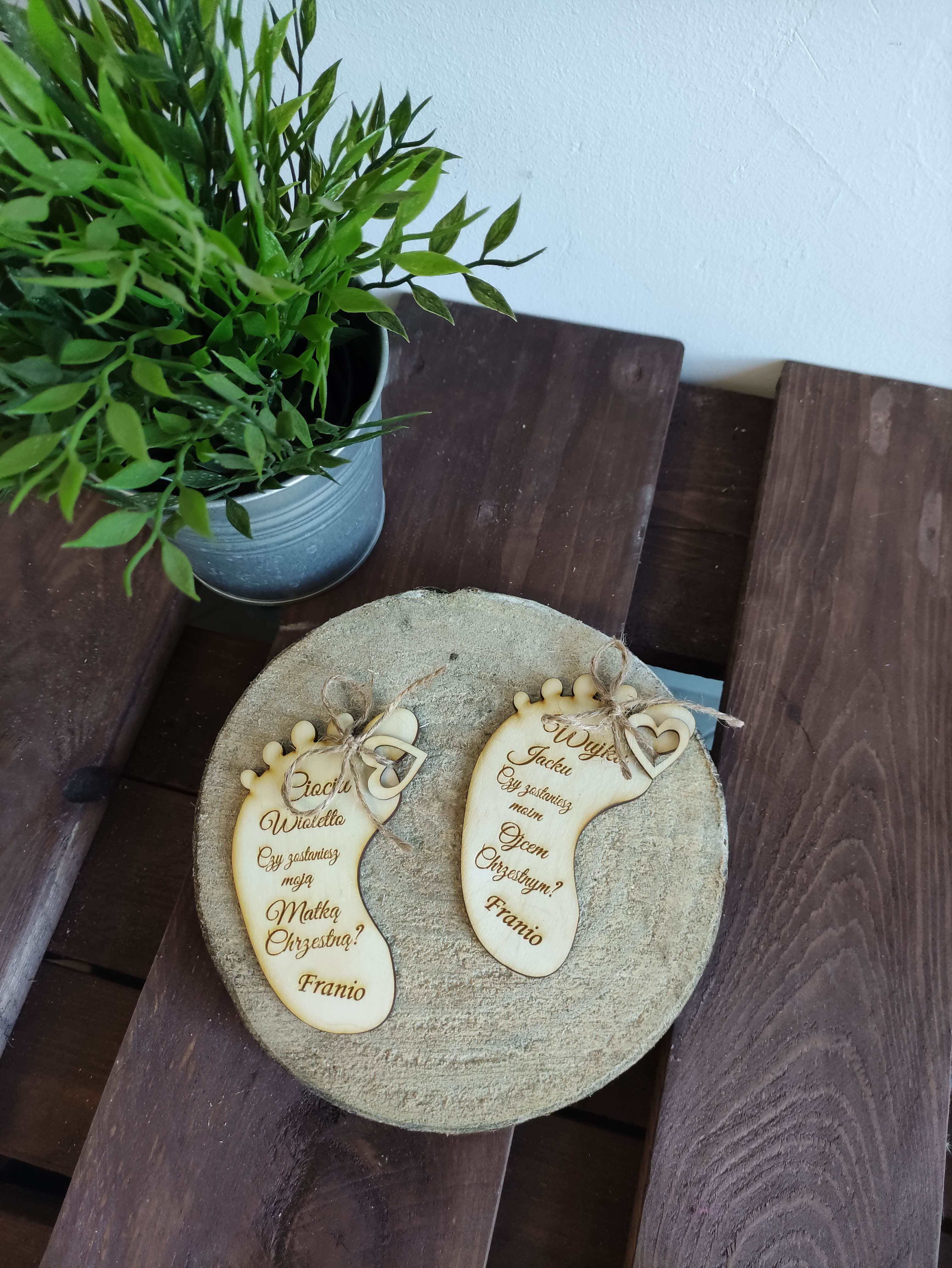 Czy zostaniesz moją Chrzestną? Stópka