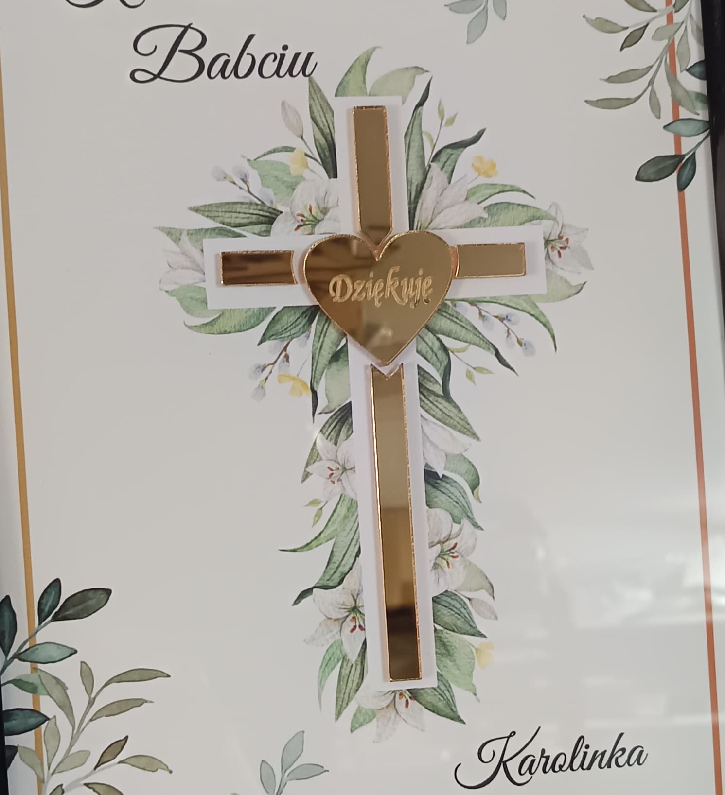 Ramka ze złotym krzyżem